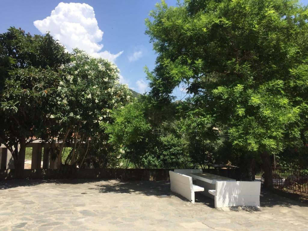Cornelia Apartment PalaiónTsiflíkion Dış mekan fotoğraf